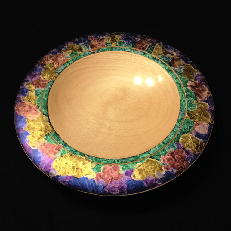 Shallow bowl, iridiscent paints - Sycamore